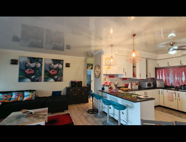 3 BEDROOM HOUSE FOR SALE IN UVONGO